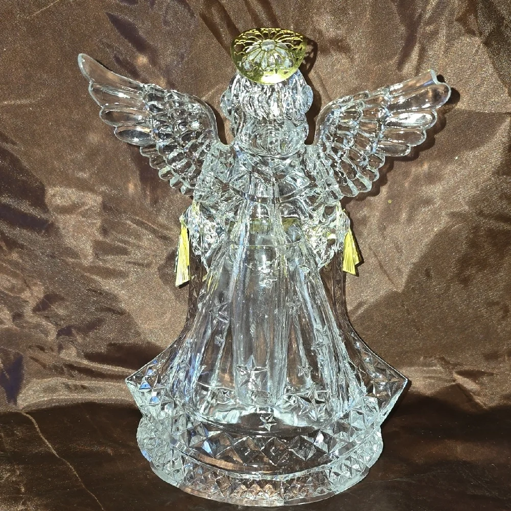 Christmas Angel Tree Topper - Picture 3 of 6